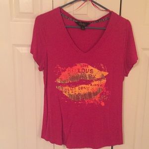 Hot pink tee with lip print